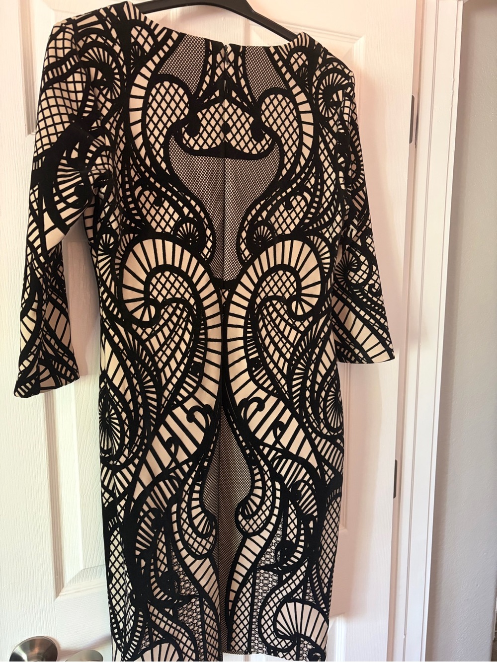 New York & Company Black and Cream Lace-Effect Bodycon Dress